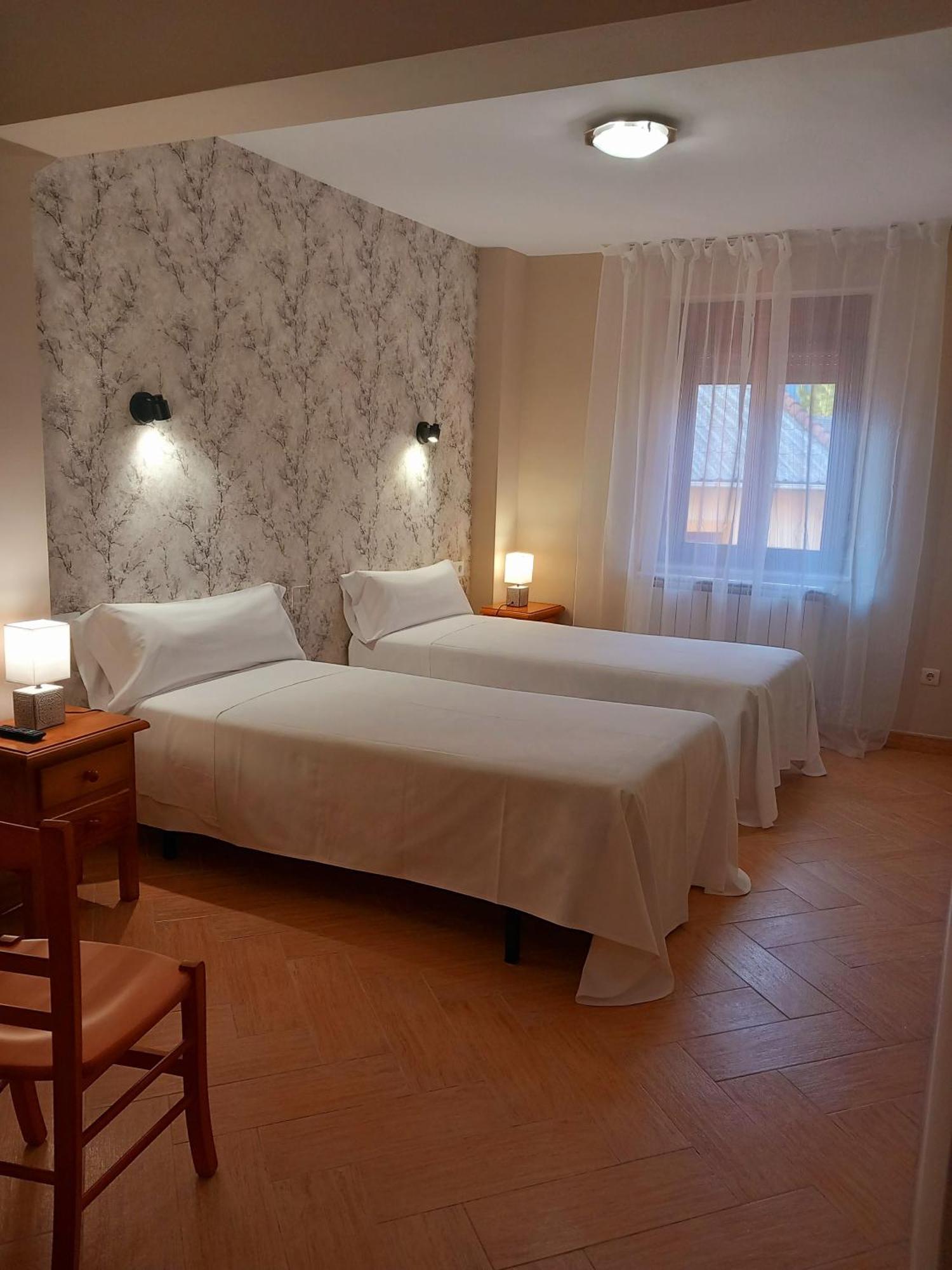 Hotel Rural Orquidea Velilla del Rio Carrion Extérieur photo